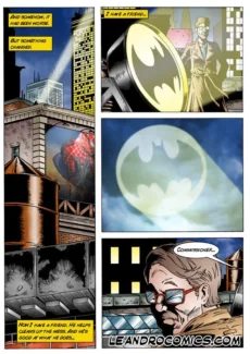 Interrogates Catwoman003