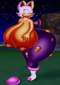 xXSmotrXx- Hourglass Rouge- info