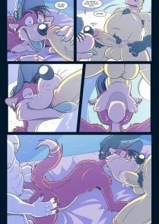 Anti Developmnt- Naked Hot Tub Party (48)