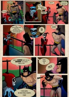 Batman- Elmrtev – Harley Tricks (4)