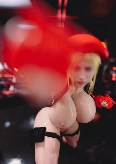 Cammy White (29)