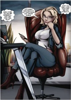 Breaking Powergirl004