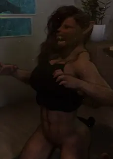 Cursed streaming – Abby & Lucy (32)